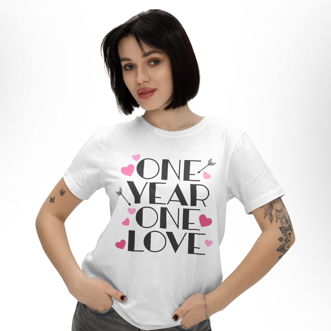 One Year One Love – Outfits for Couples – 1st Anniversary Look Idea