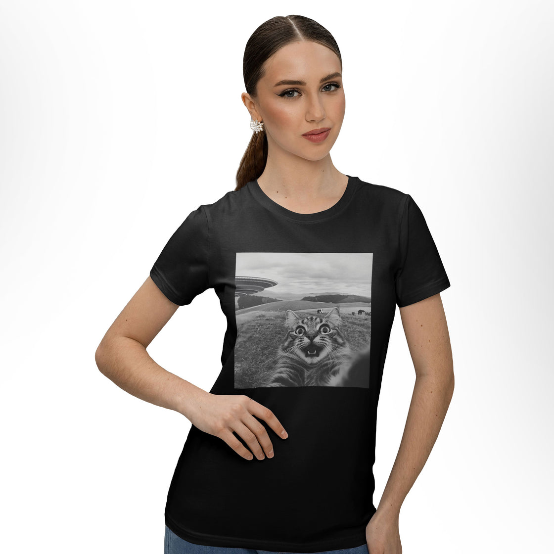 UFO Cat Panic β Funny Matching Outfit for His & Hers Moments
